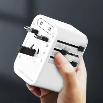 LDNIO Z6 3 USB Ports 65W GaN Travel Adapter - Image 3