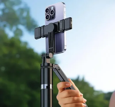 R16D Selfie stick with Grip handle and dual mini light - Image 2