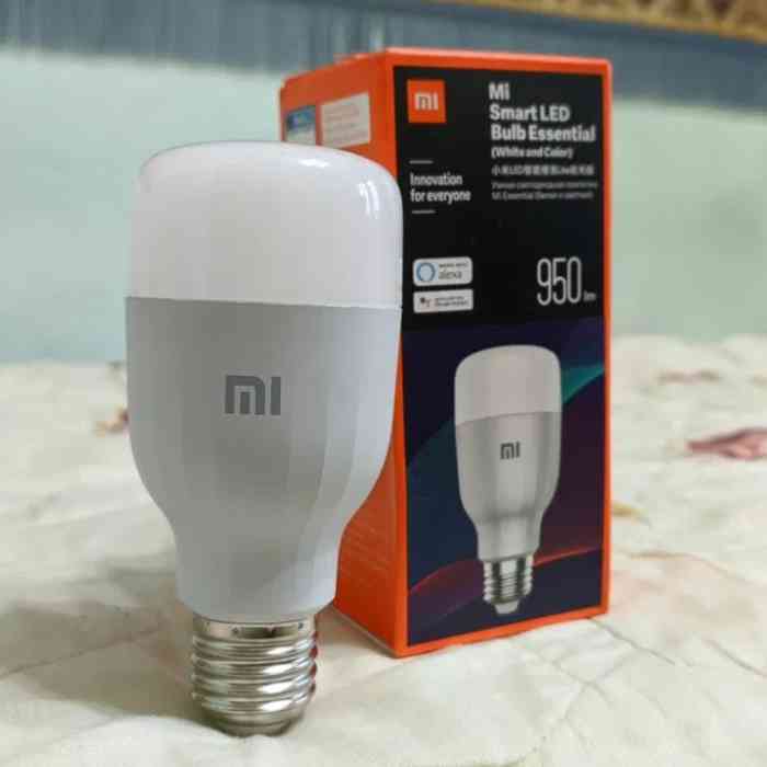 Mi Smart LED Bulb Essential (White and Color)